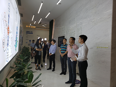 成都金牛區區委常委來訪邁威科技 實地考察騰訊微校及新工科項目